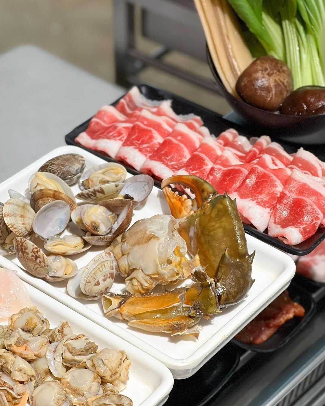 Good Combo Hotpot & BBQ Buffet: Cheap Buffet In Chinatown | Eatbook.sg