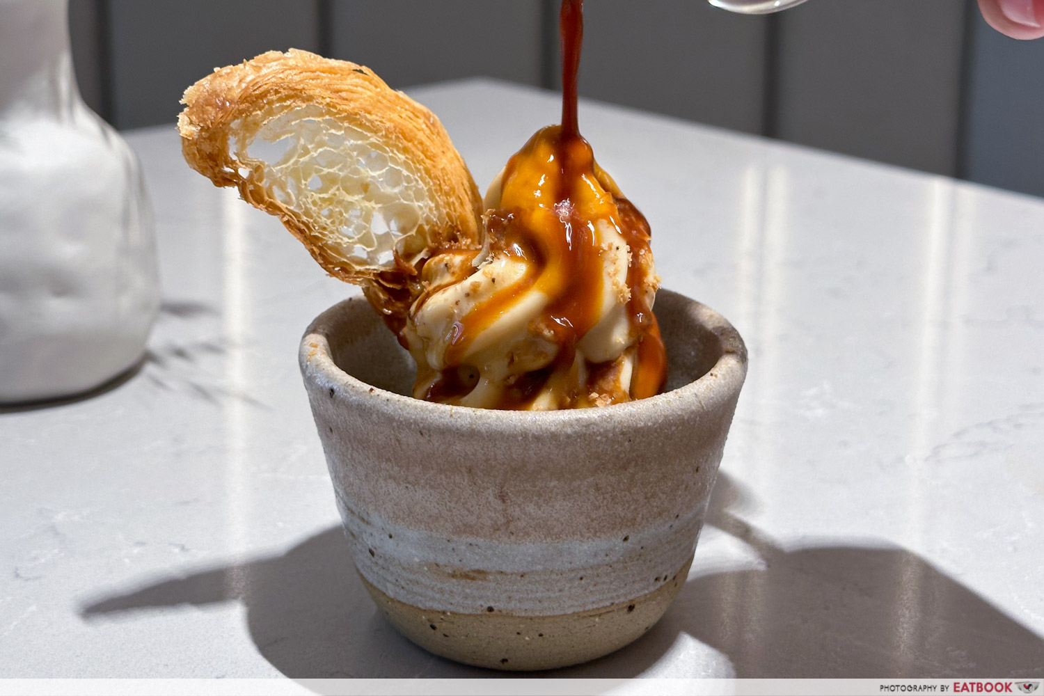 le matin - Amazake Soft Serve affogato pouring