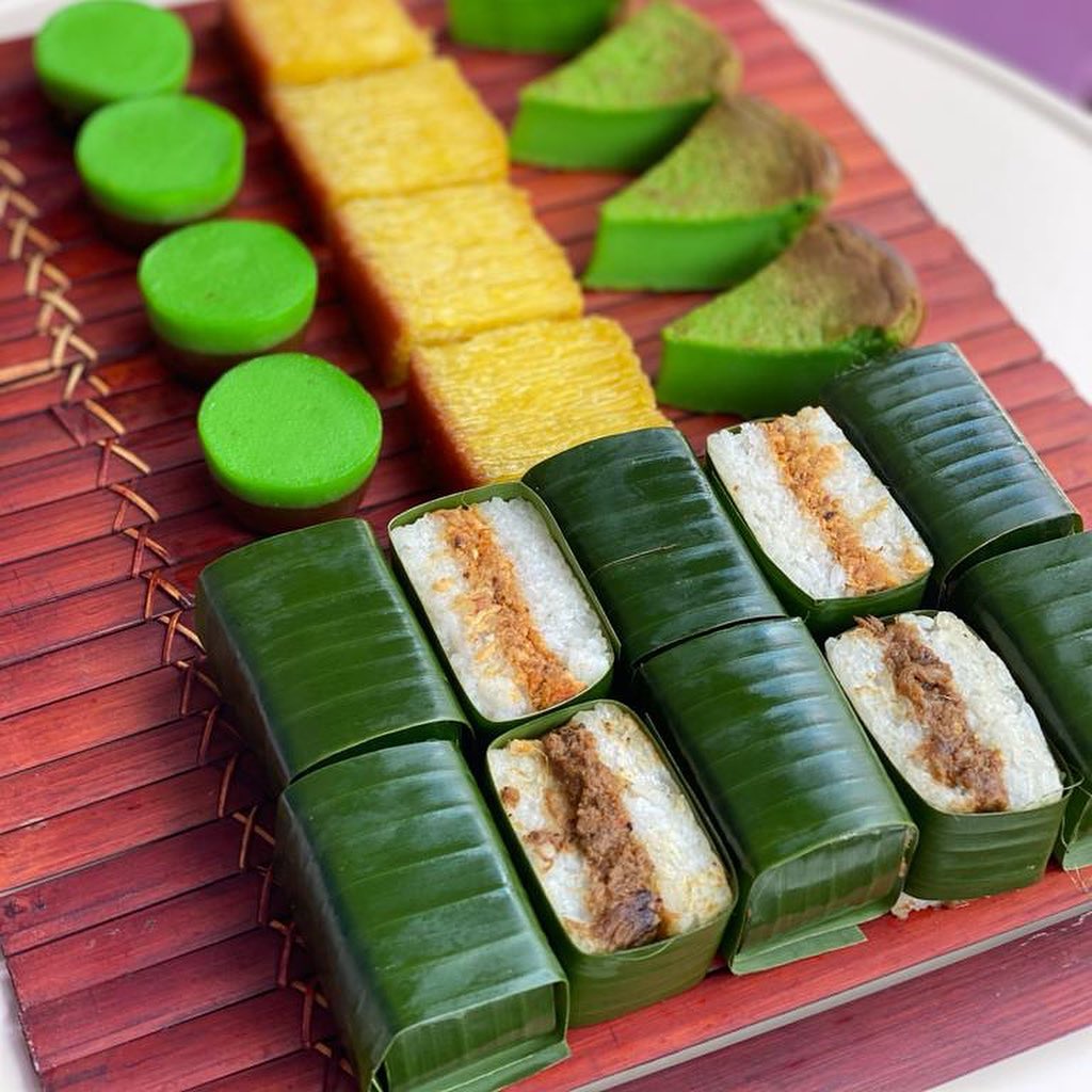 ratu lemper- chic fave kueh bundle