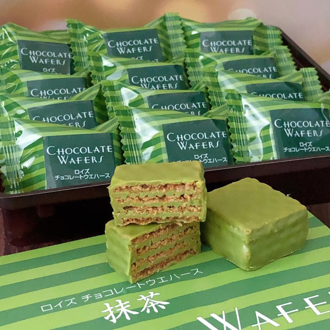 royce-chocolates-matcha-wafer