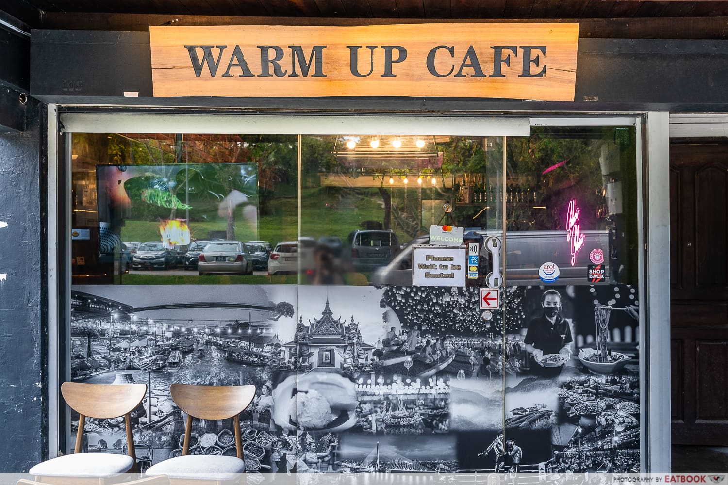 Warm-Up-Cafe-storefront