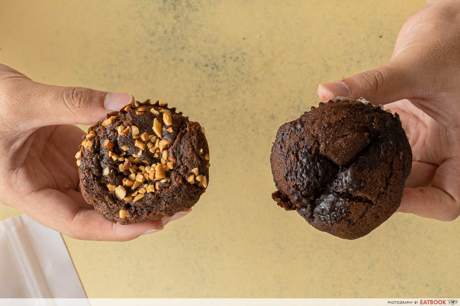 ah-tas-muffins-chocolate-muffins