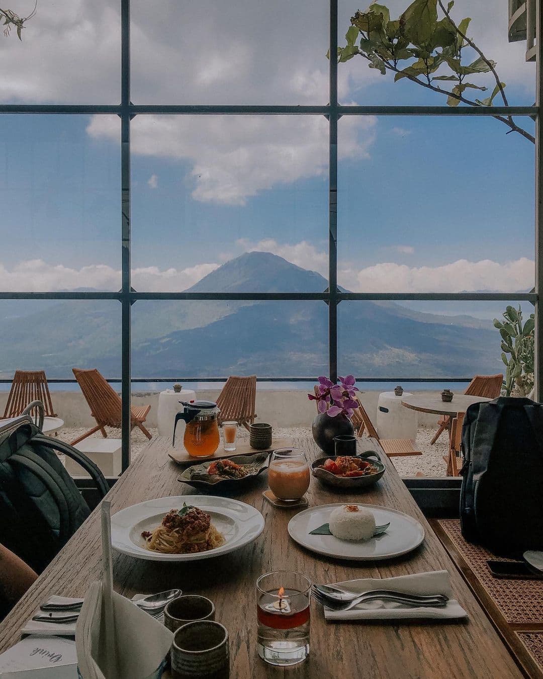 bali-cafes-with-a-view