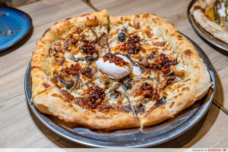 16 Best Pizza In Singapore For All Budgets, Including Hawker Stalls