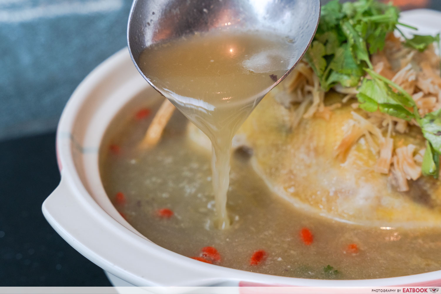 makan at jen parents day - collagen herbal soup soup pour
