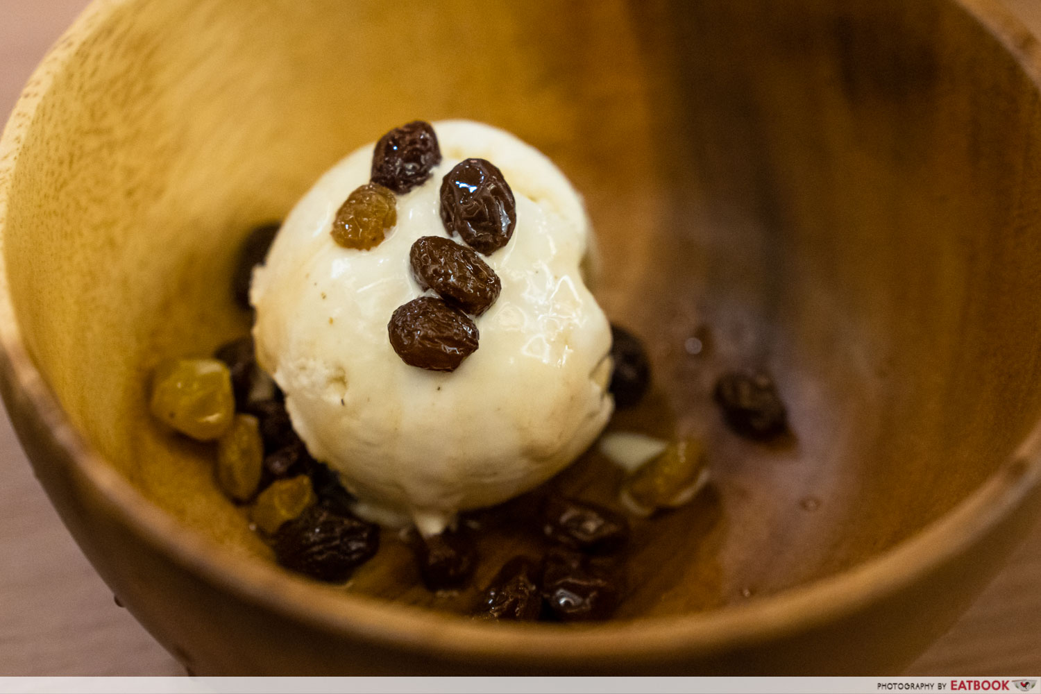 ume san 100 - yamazaki umeshu & raisin vanilla gelato