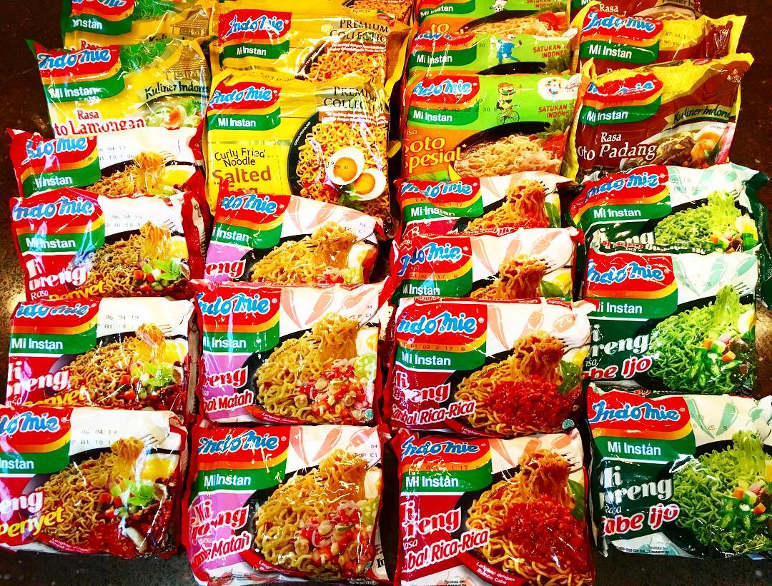 Bali_snacks_indomie