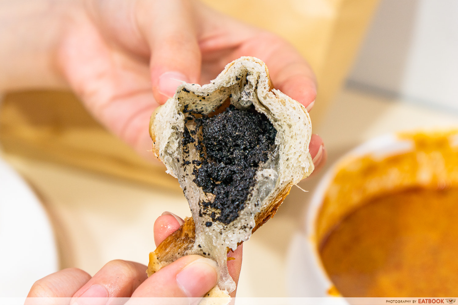 Butter_Town_Black_sesame_mochi_cross_section