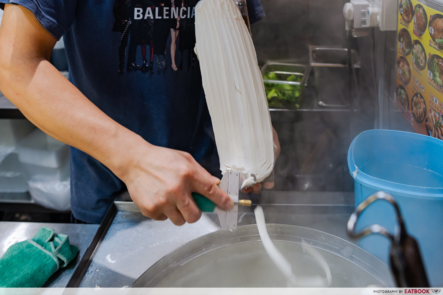 knife-shaved-noodles-prep-shot