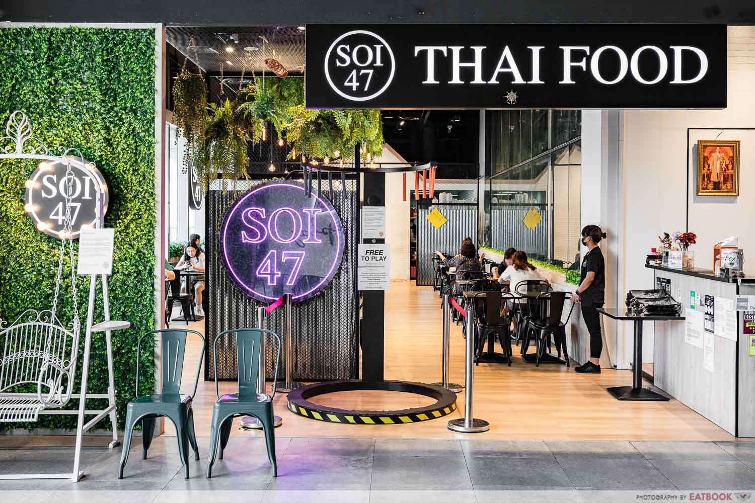 Soi-47-Thai-storefront