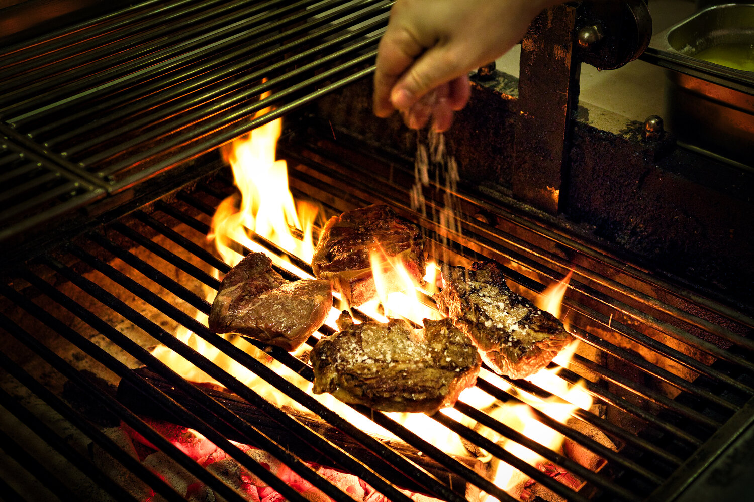 bochinche-steaks-wood-fired-grill-prep-shot