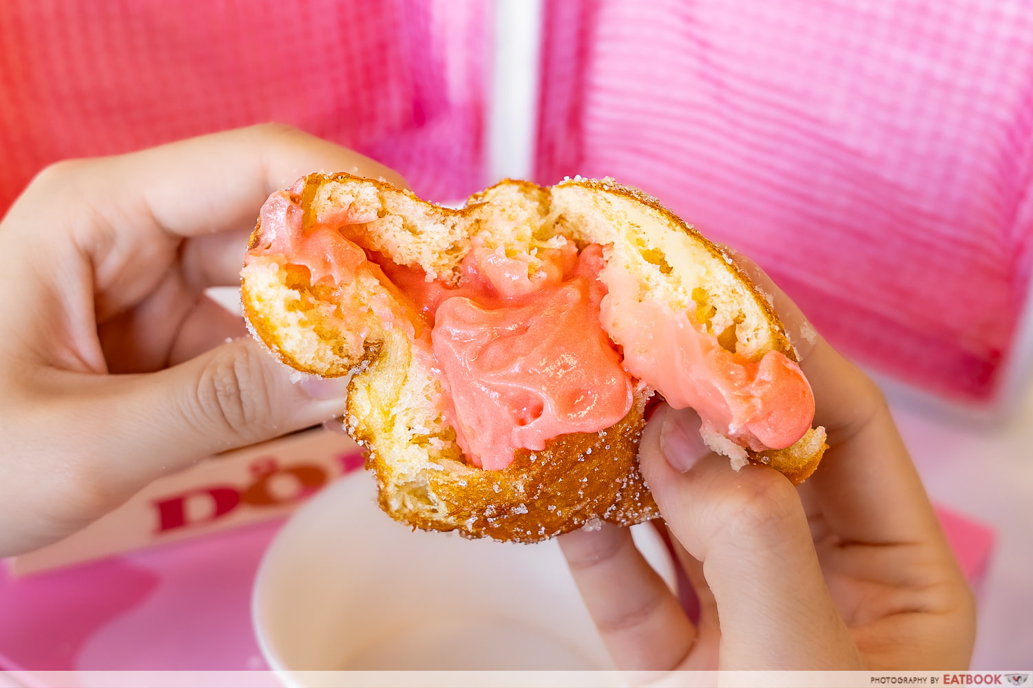 donas8-strawberry-cream-filling (7)