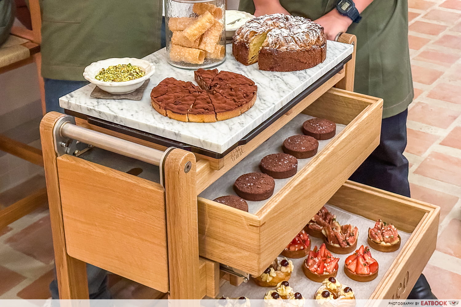 fico - dessert trolley