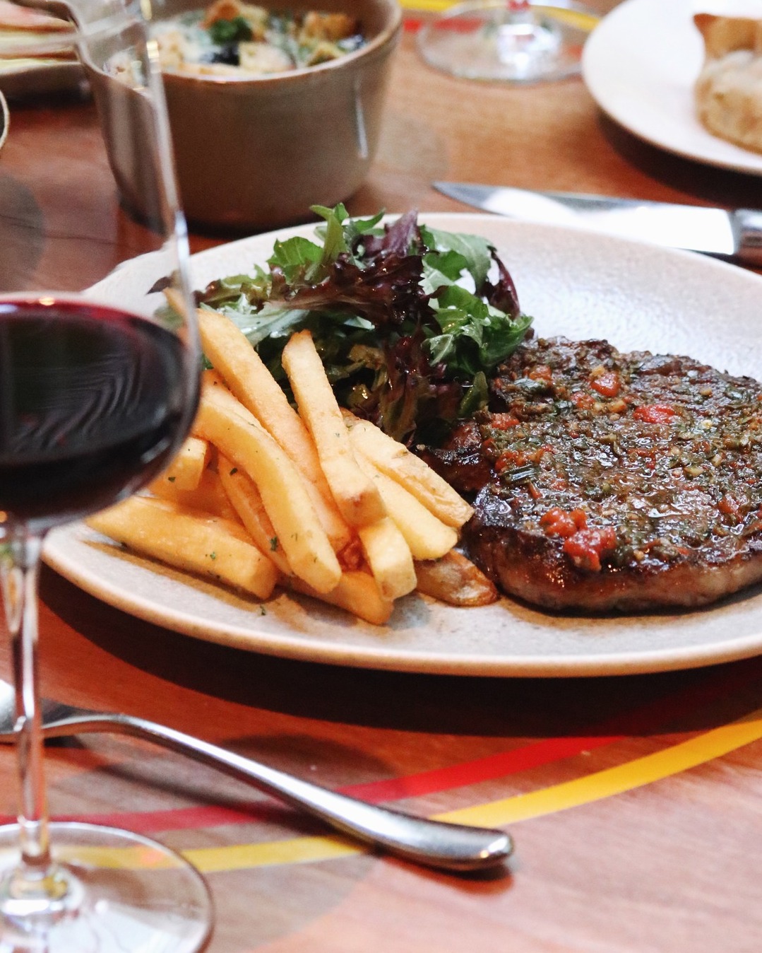bochinche-free-flow-steaks-Argentinian-Ribeye