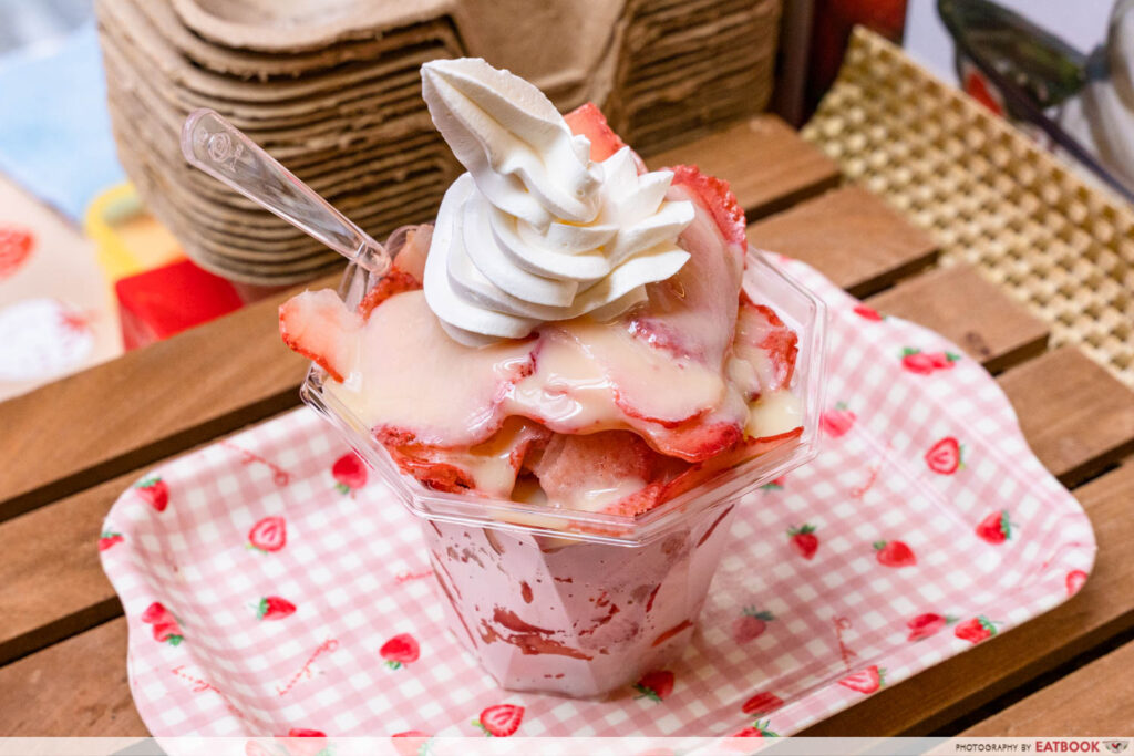isetan-hanabi-Matsuri-japanese-food-fair-strawberry-ice