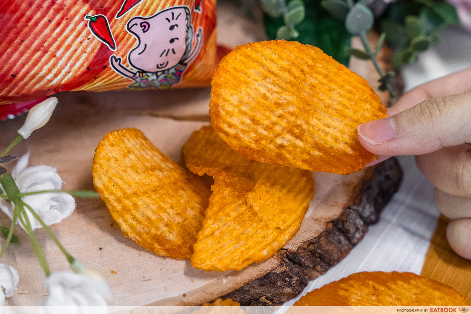 nissin spicy potato chips singapore