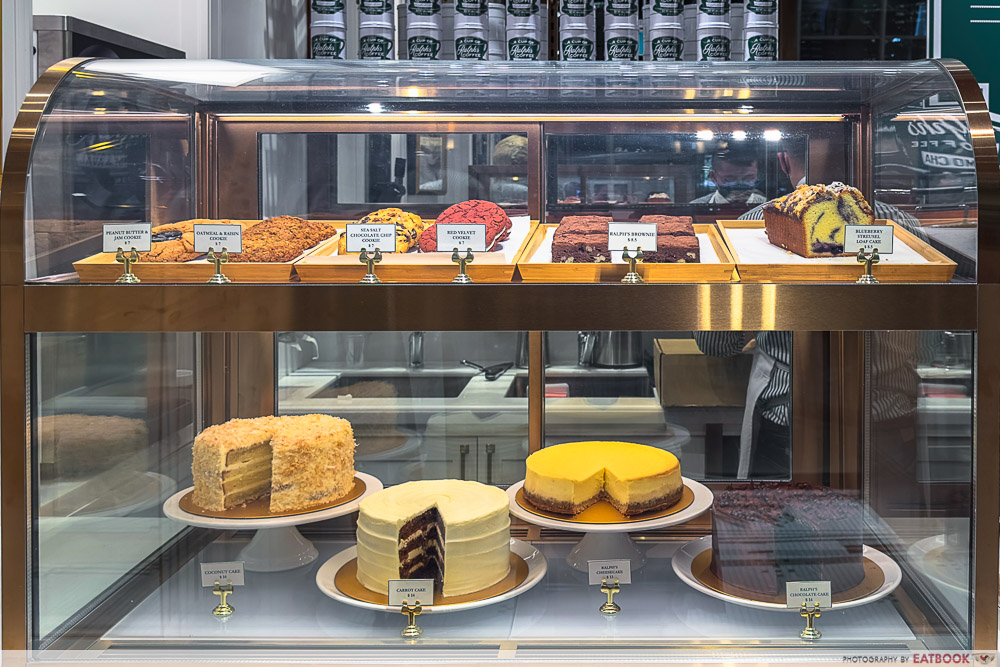 ralph's coffee - cake display