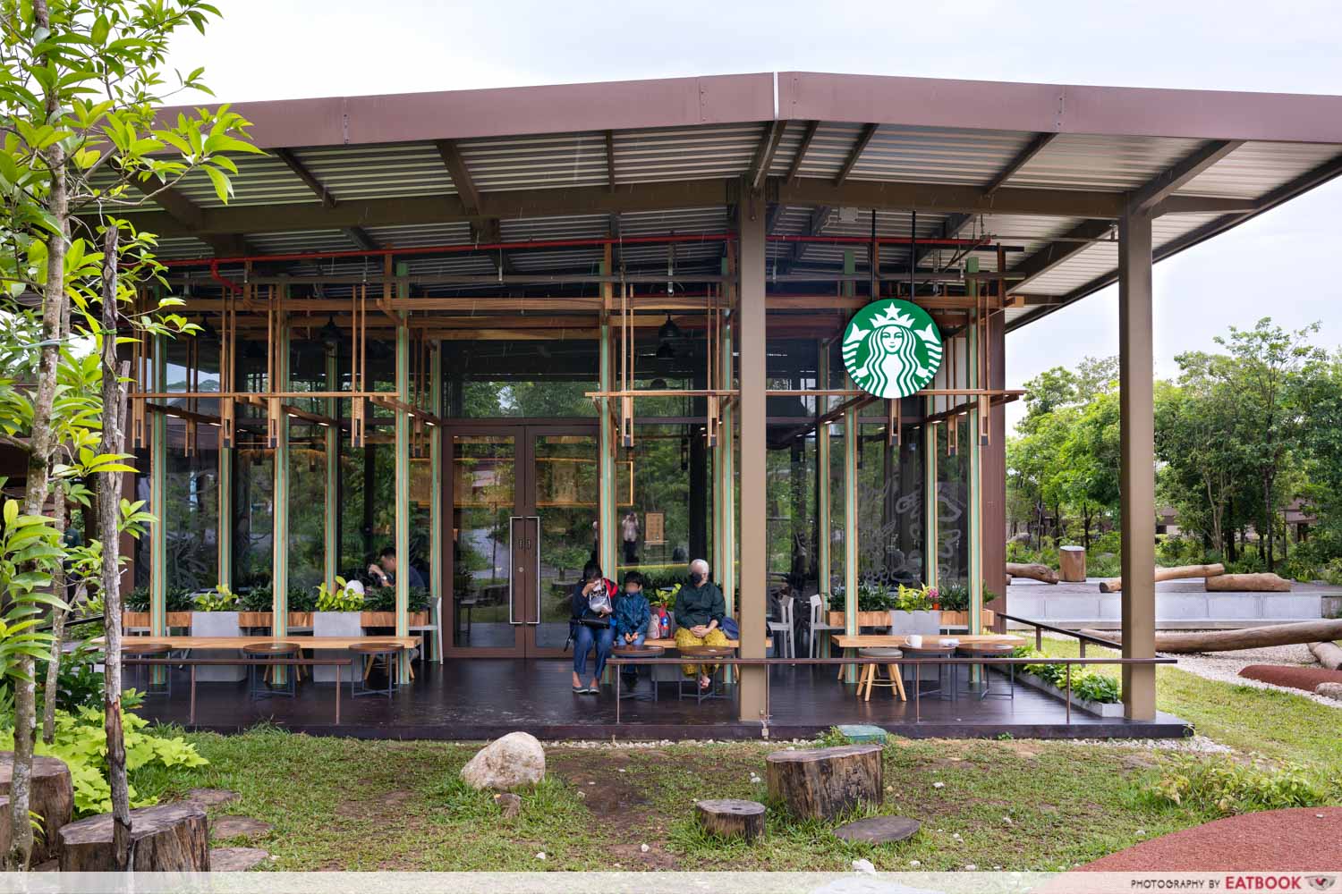 starbucks-mandai-exterior-1