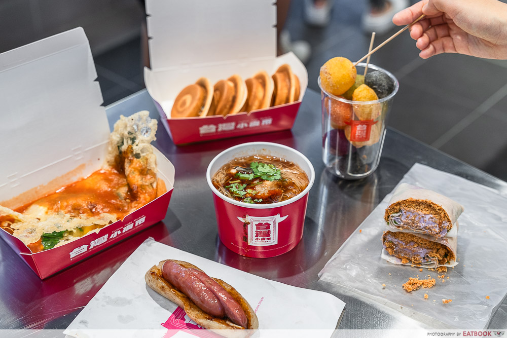 taiwan-night-market-flatlay