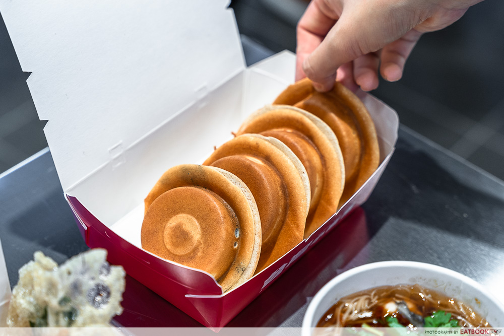 taiwan-night-market-wheel-pie