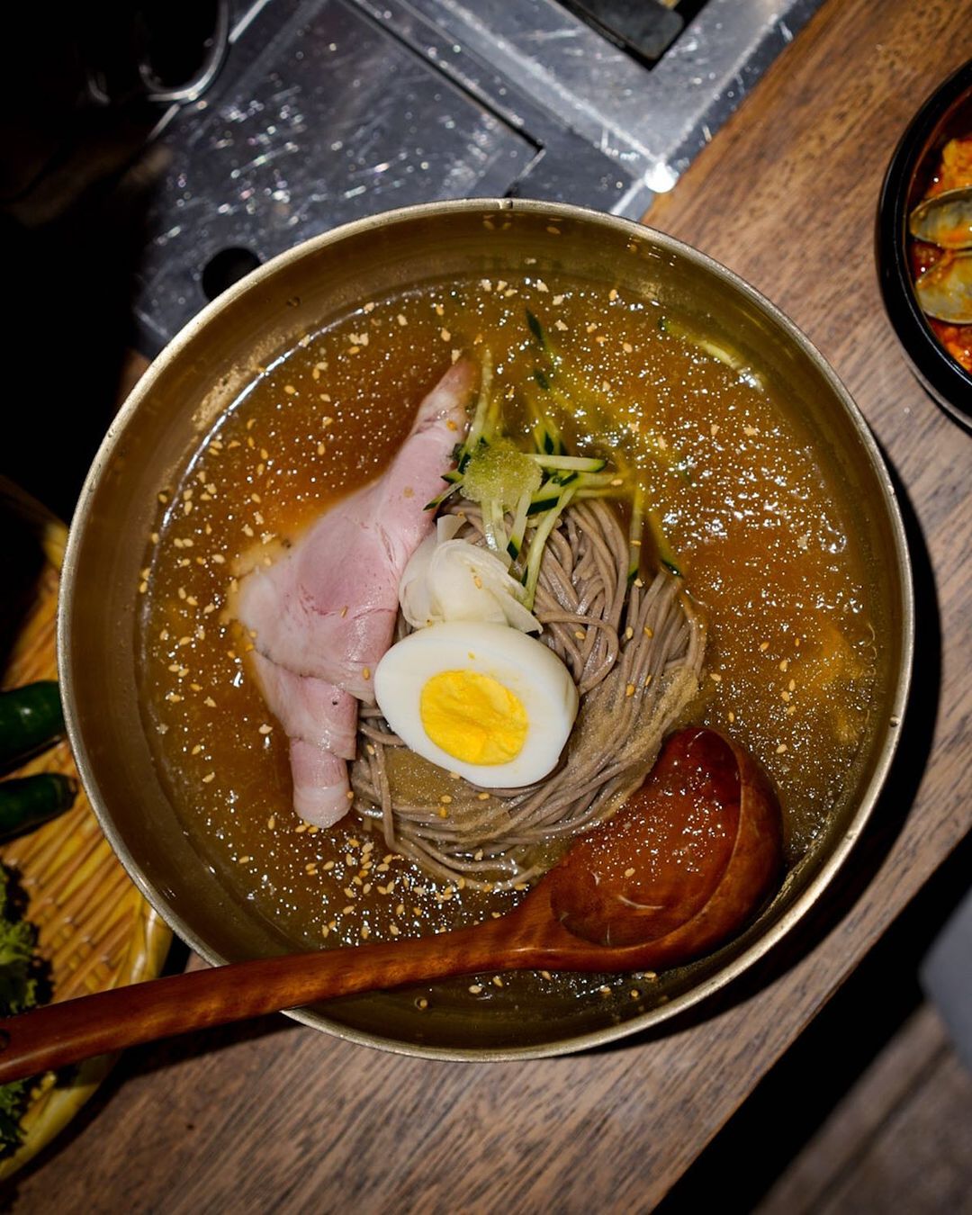 um yong baek - cold buckwheat noodles