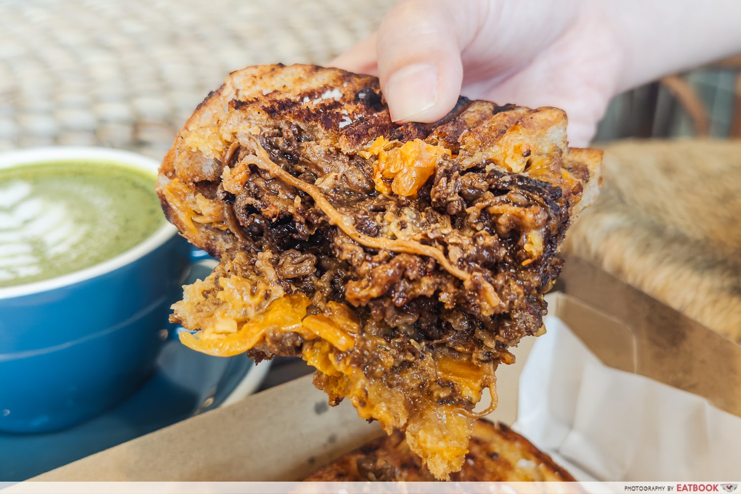 urban folks - beef bomb sammie cross section