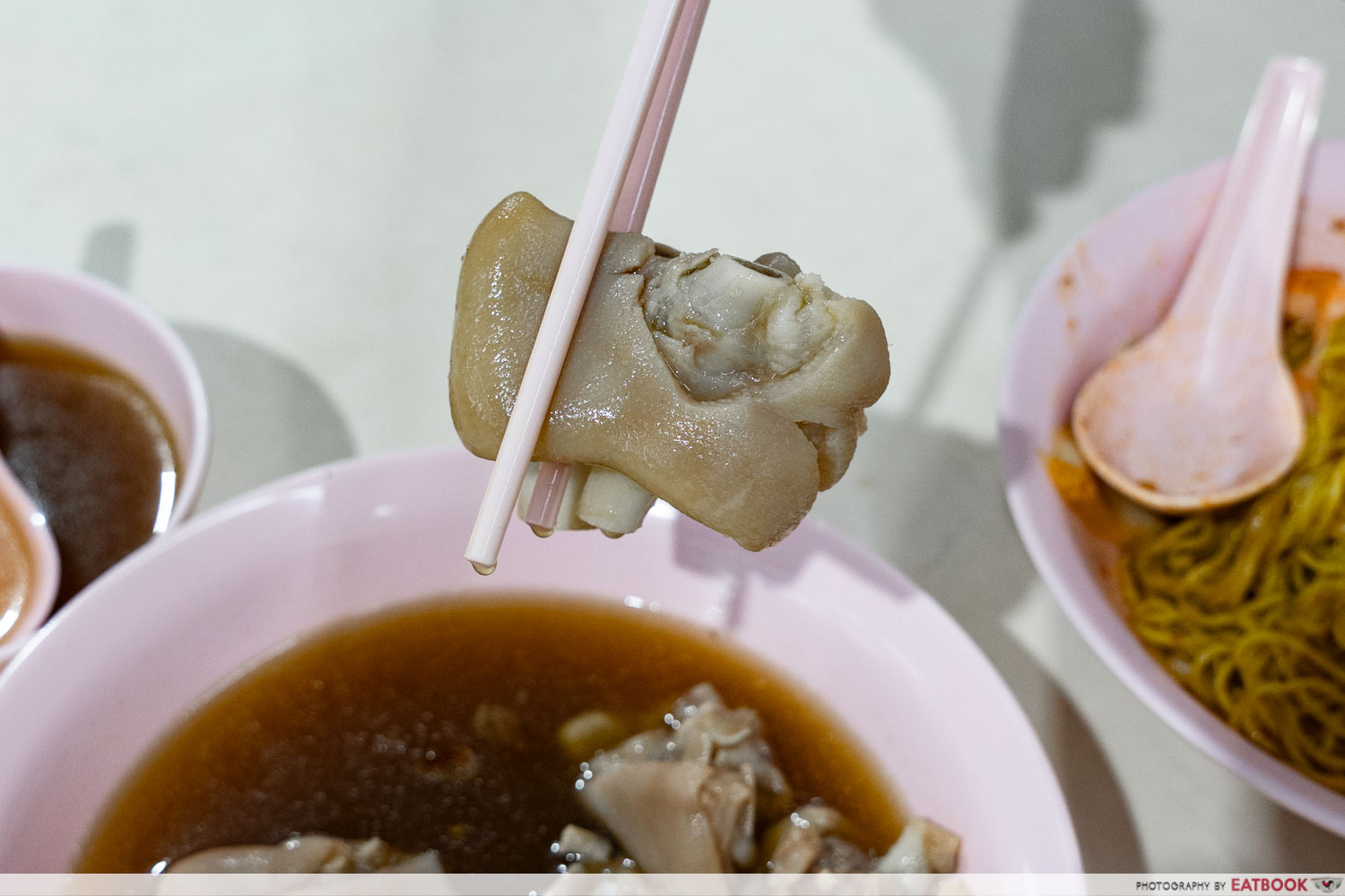 lai-hiang-pork-rib-prawn-mee-pork-trotter-interaction