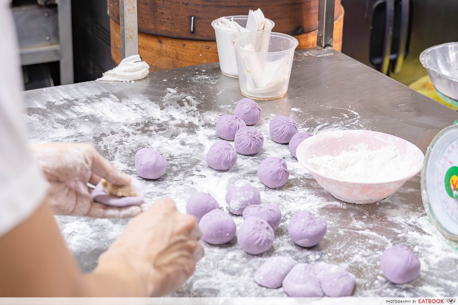 Hong-Ji-Handmade-Dim-Sum-Bao-prep-shot