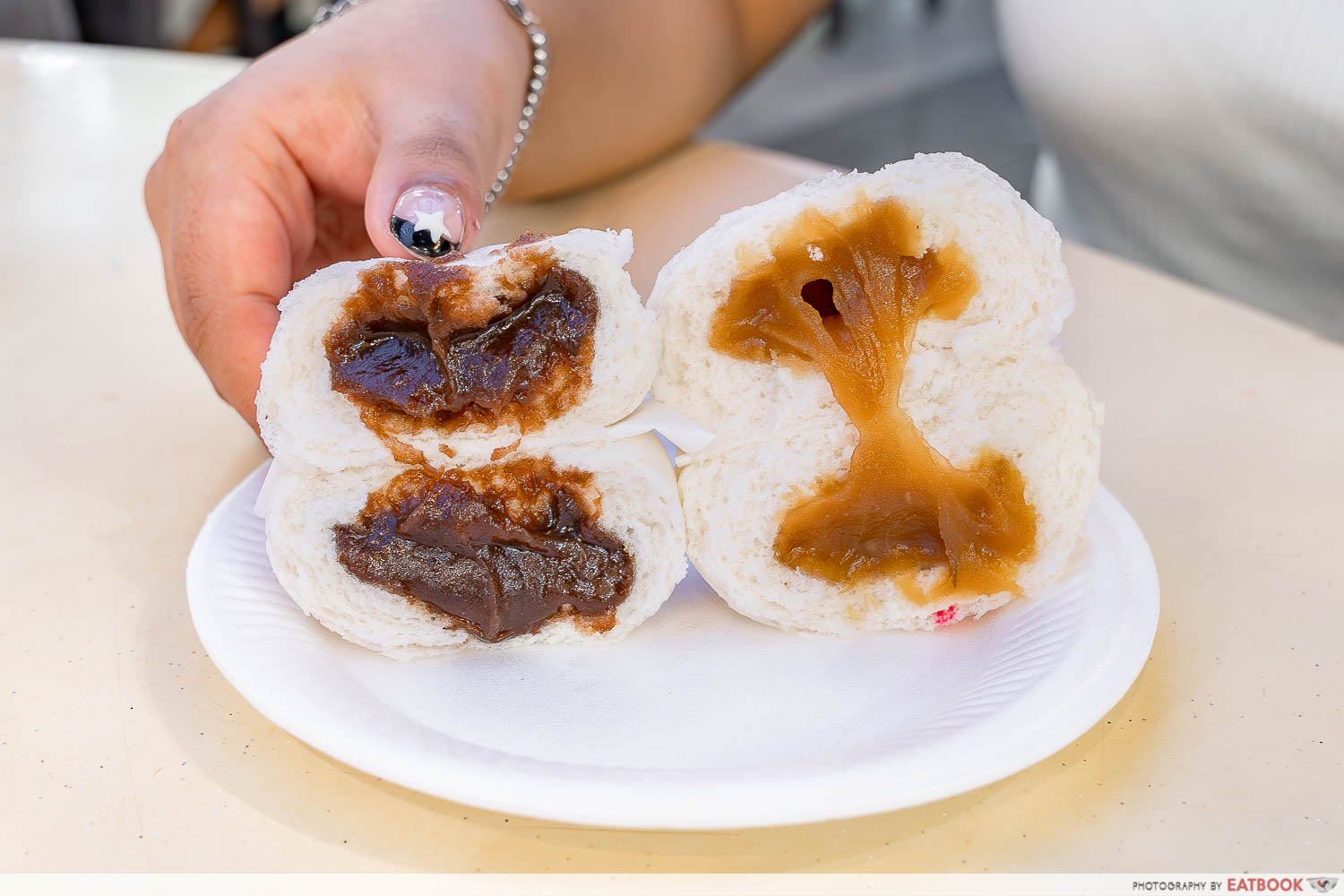 Hong-Ji-Handmade-Dim-Sum-Bao-red-bean-lotus-paste