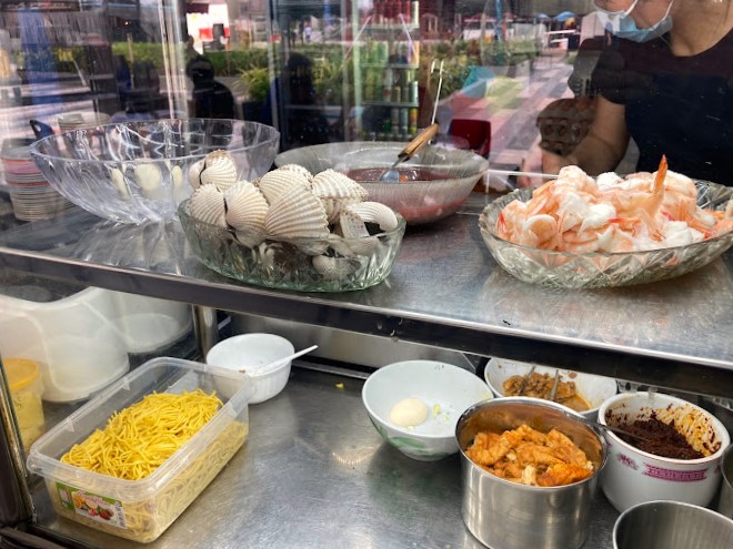 Toa-Payoh-94-Laksa-cockles (2)