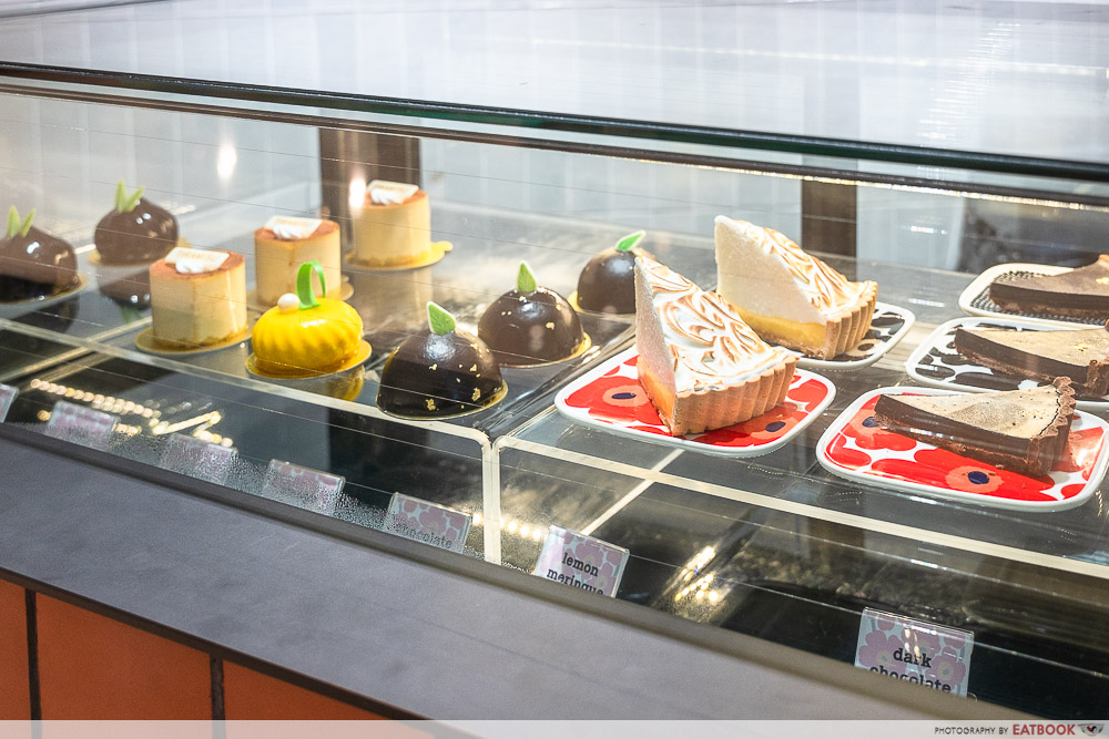 marimekko cafe - cake display