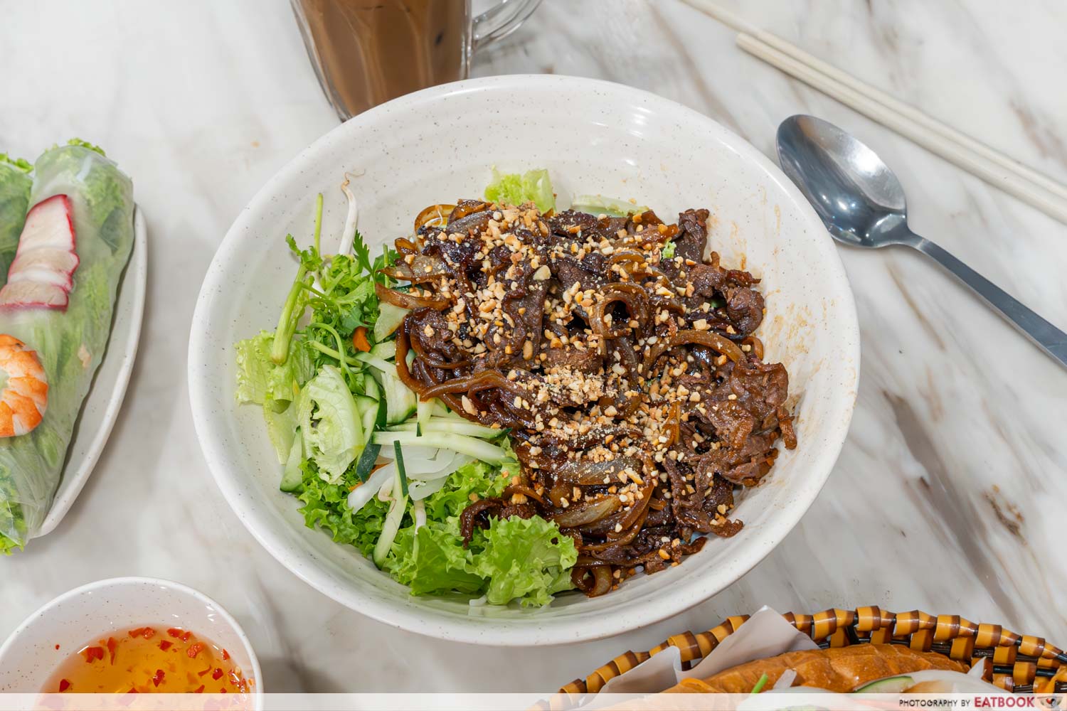 vietnamese-noodle-salad-with-beef