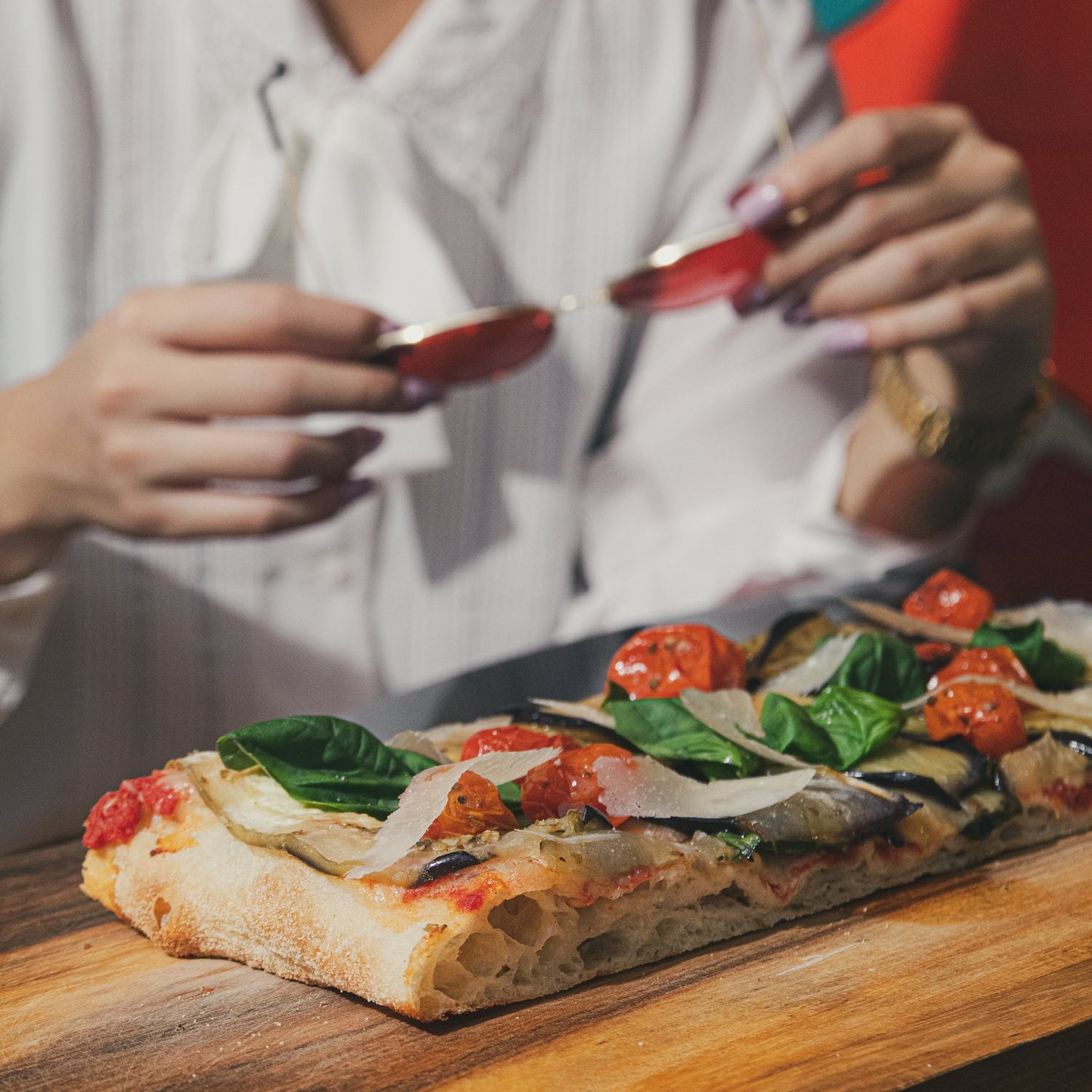 Haji-Lane-Food-Guide-Madd-Pizza2