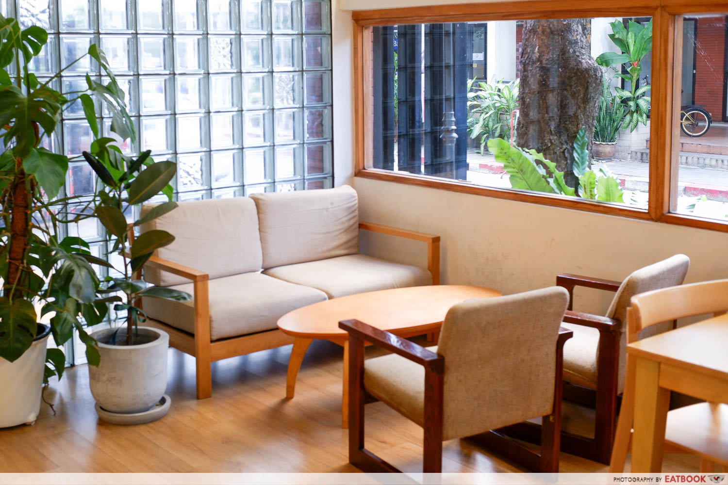 butchs-coffee-ambience