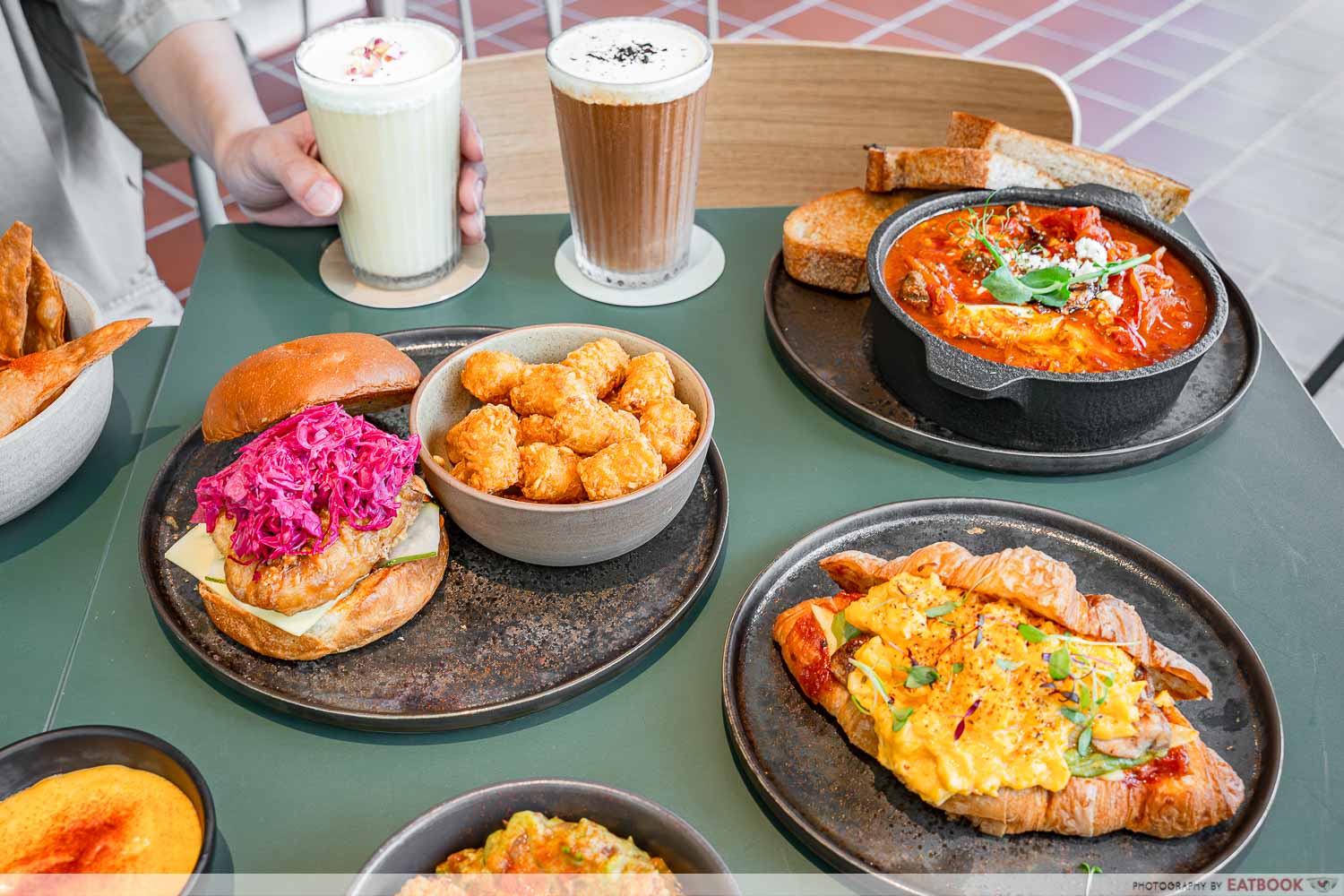 cafes-in-the-east-lolas-cafe