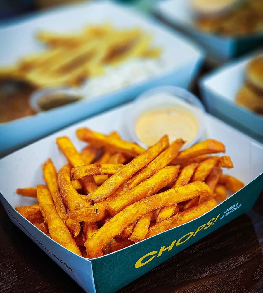chops-grill-and-sides-sweet-potato-fries