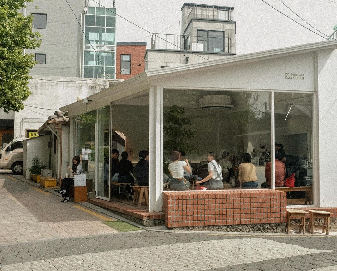 hongdae-cafes-coffee-nap-roasters