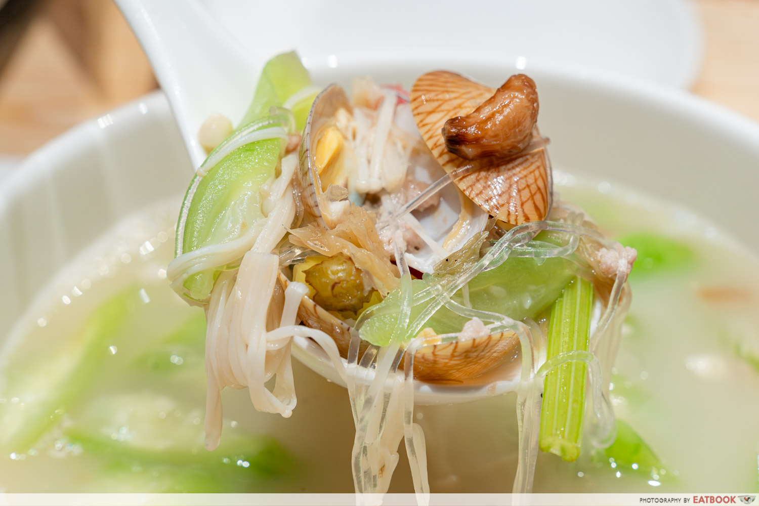 ju xing home - double boiled clam soup with mountain pepper ingredients