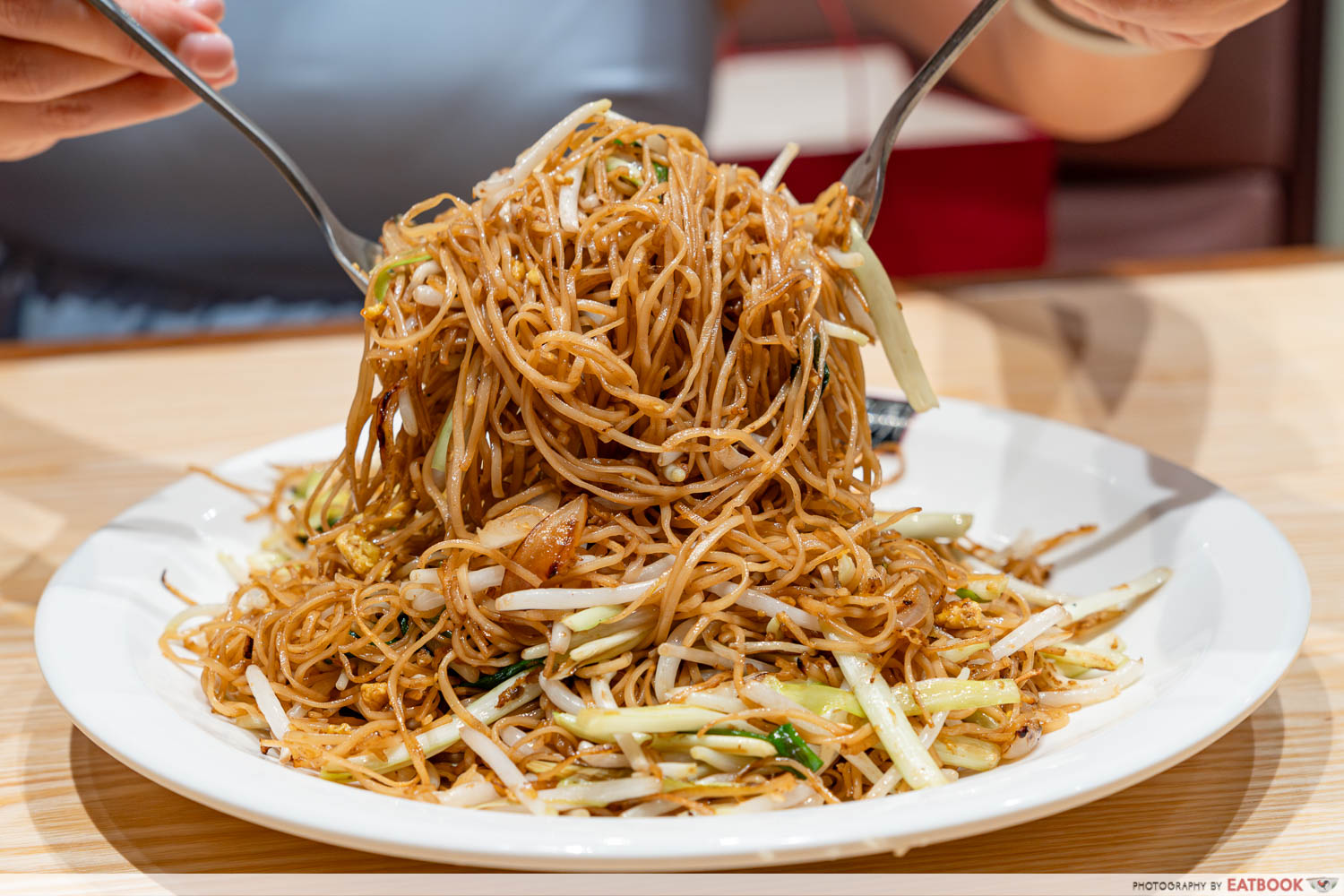 ju xing home - supreme soy sauce fried noodles detail