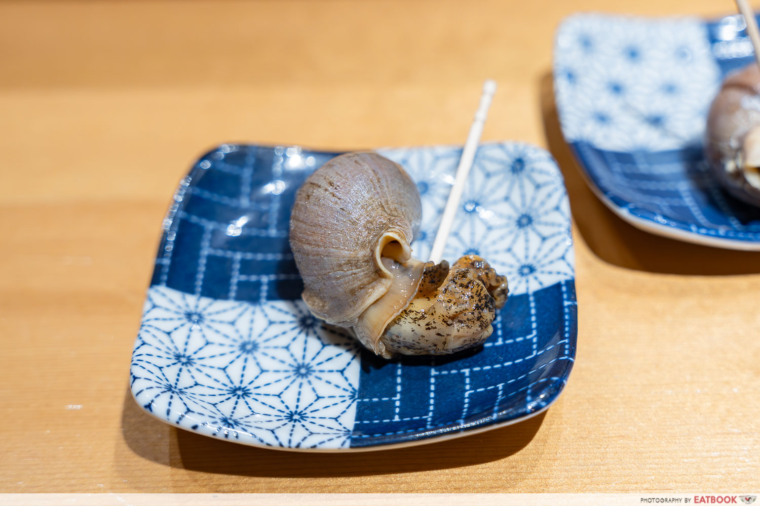 tokyo food guide - manten sushi whelk