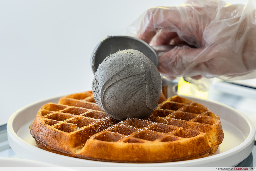 crazy scoops - black sesame on waffle