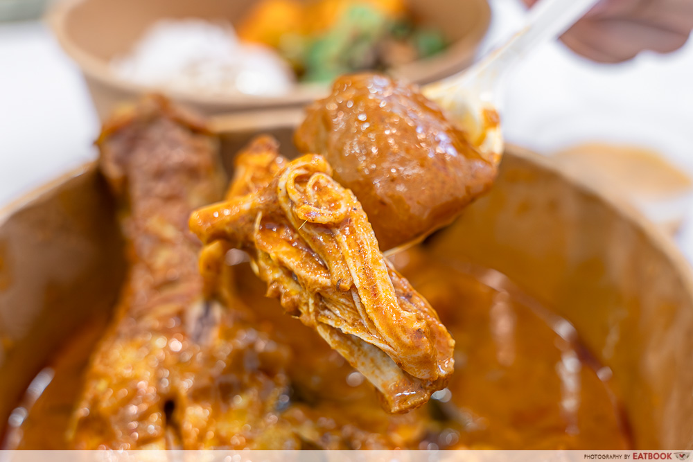 fun-wan-curry-chicken-closeup