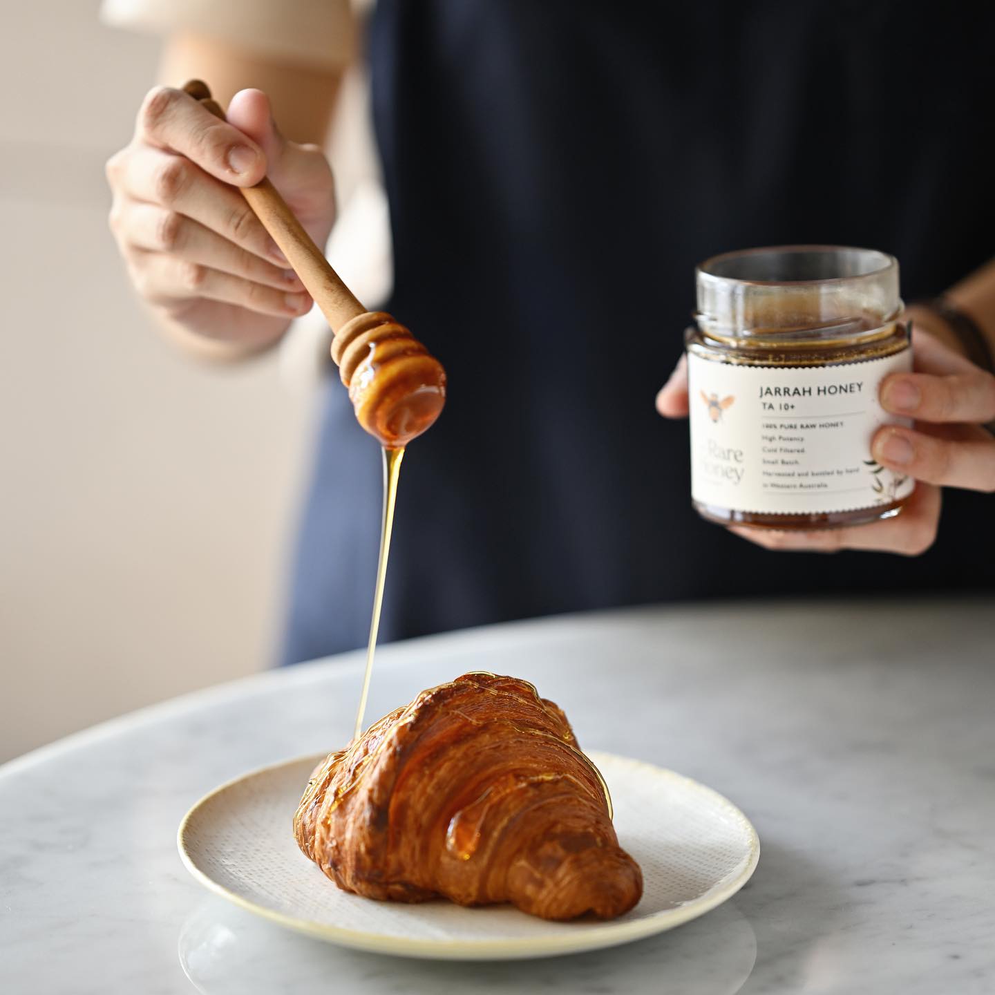 goldies cafe - jarrah honey seasalt croissant