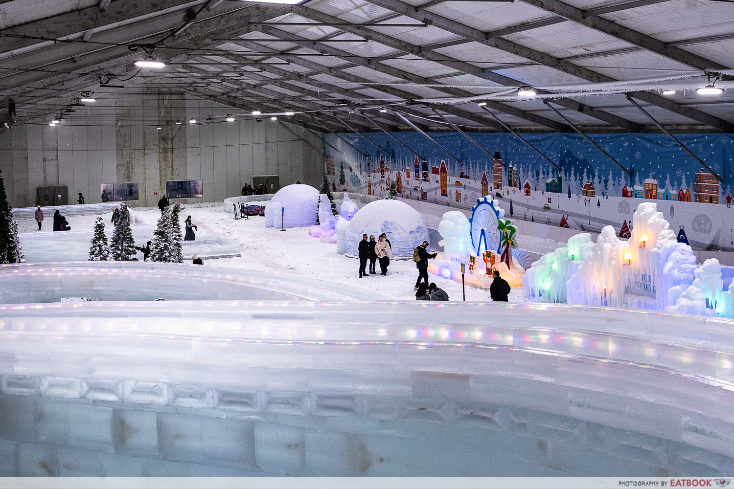 ice-magic-winter-wonderland-2023-ice-slide (3)