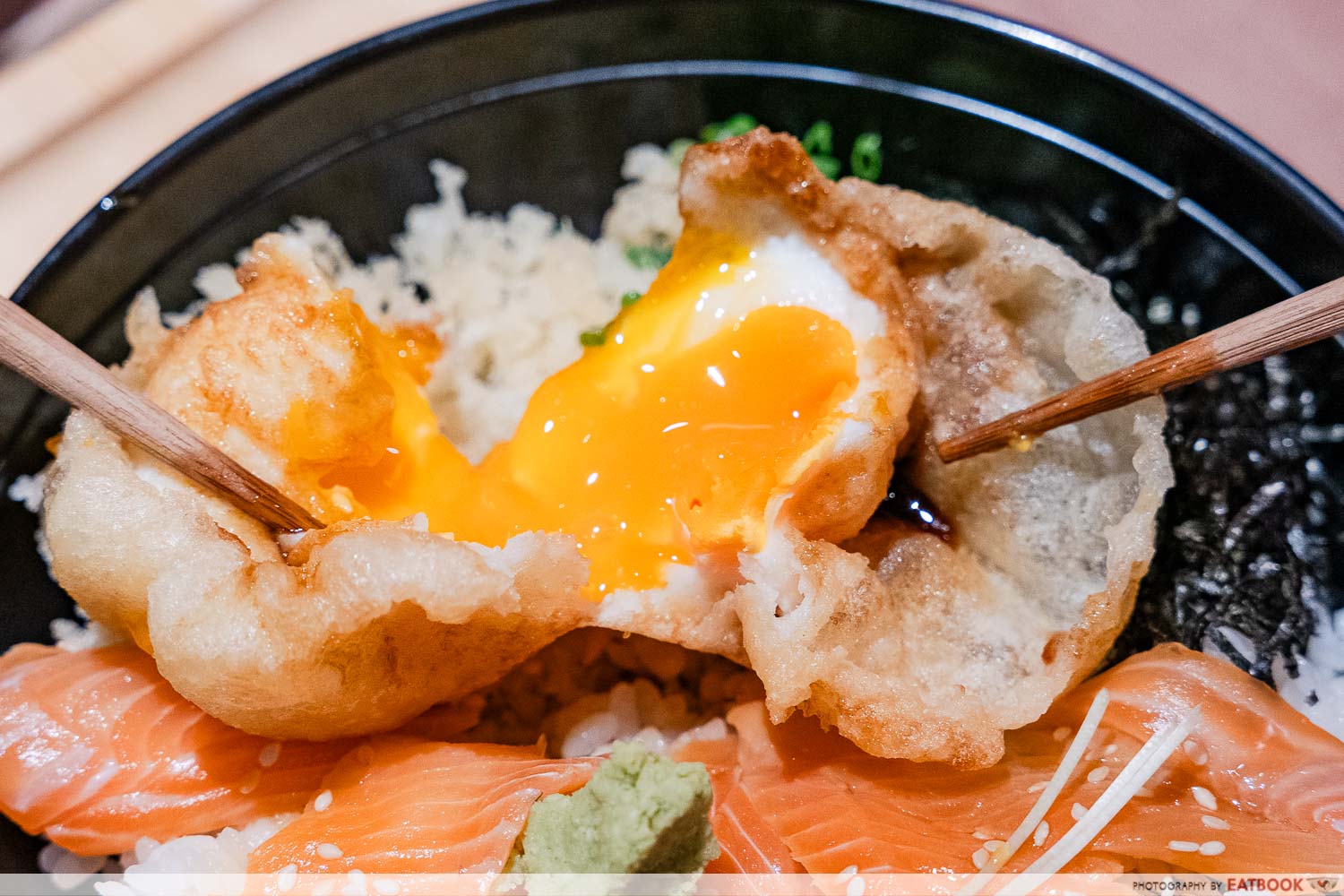 tempura-bar-salmon-zuke-tempura-egg-closeup
