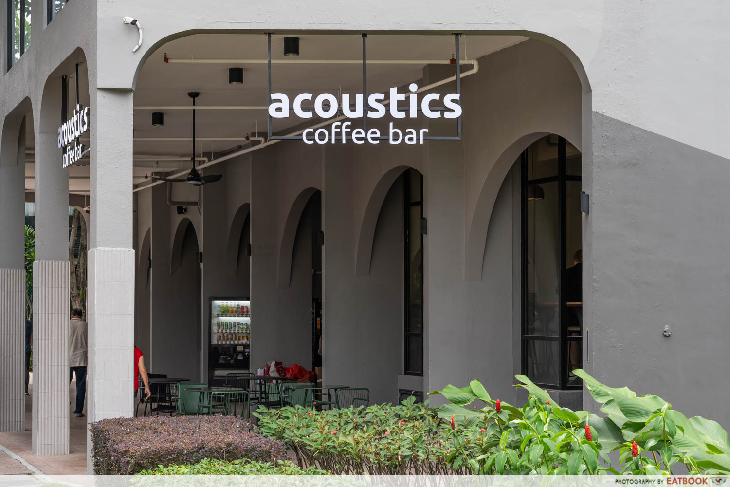 Acoustics-Coffee-Bar-owen-storefront