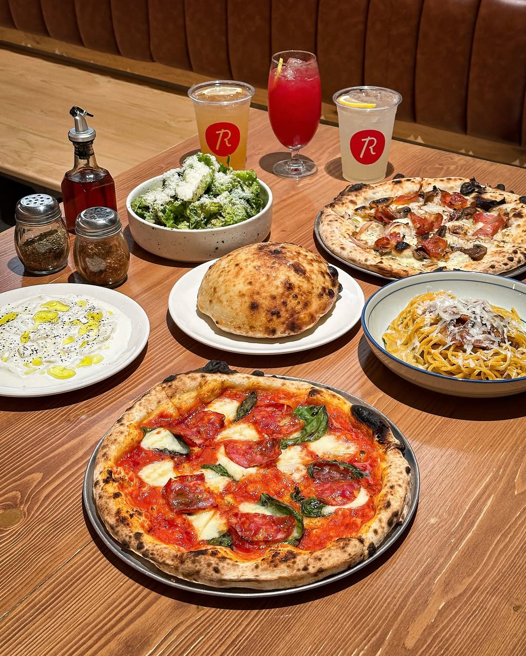 MBS-Restaurants-Robertas-Pizza