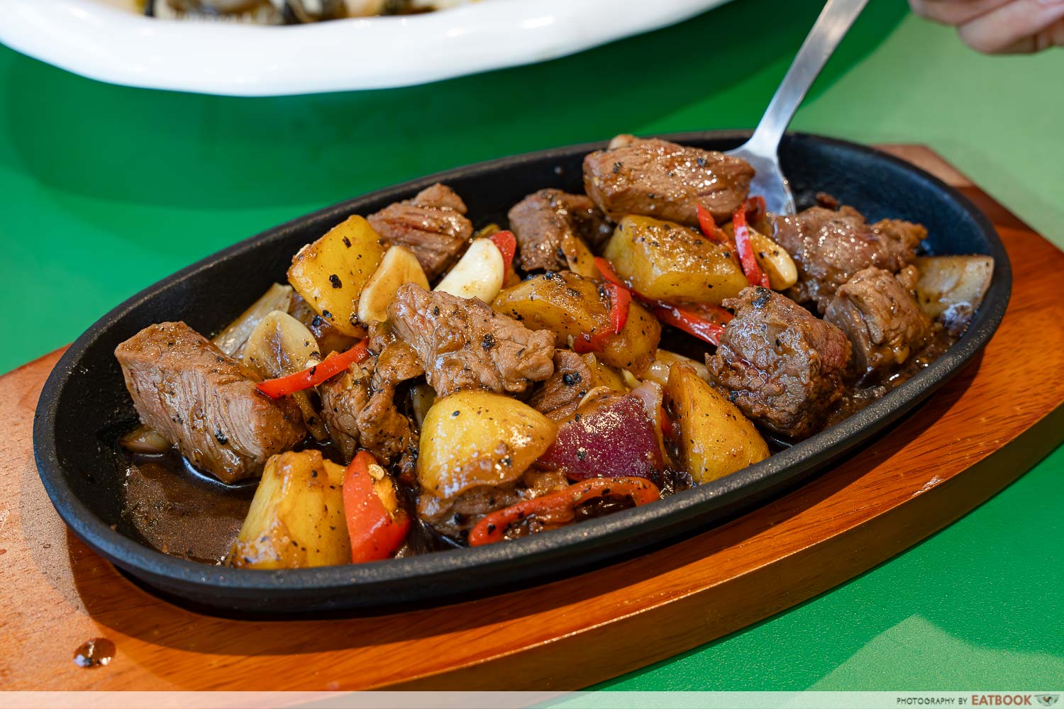 hey kee - pan fried beef tenderloin cubes with potatoes intro