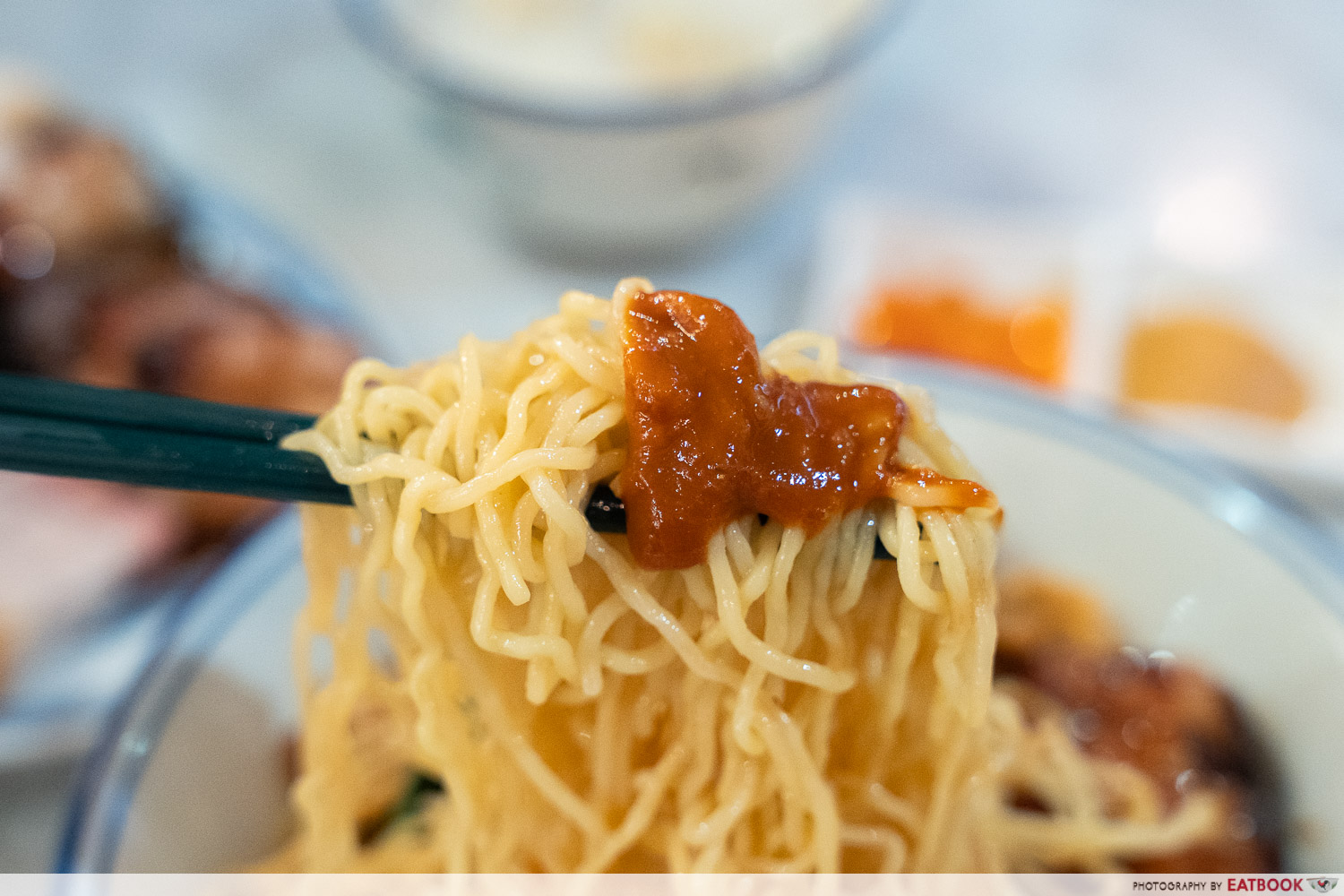 laifaba-signature-noodles-noodles-chilli-interaction