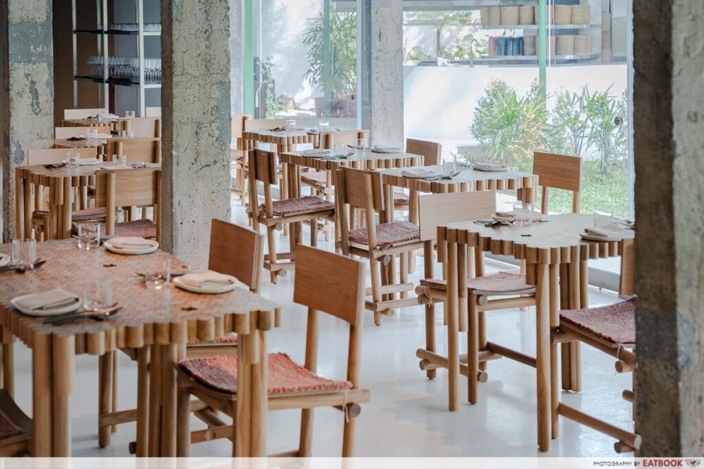 restaurant air dempsey - ambience